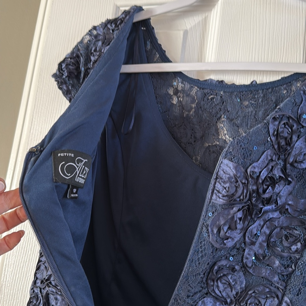 Alex Evenings Navy Gown - Size 10P - Picture 16 of 16